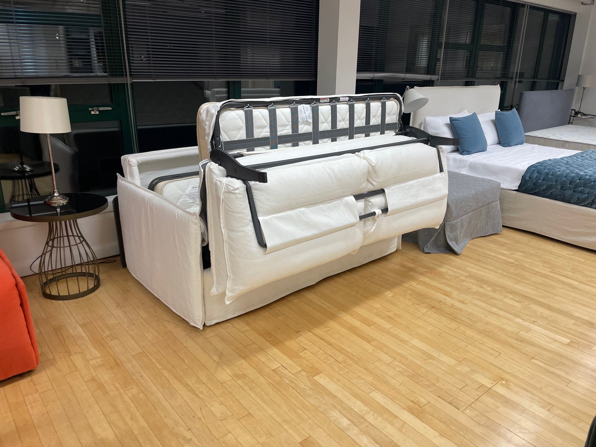 Bonbon Shabby Chic Lux 176 Ex-display, Sofa bed - Bonbon Compact Living