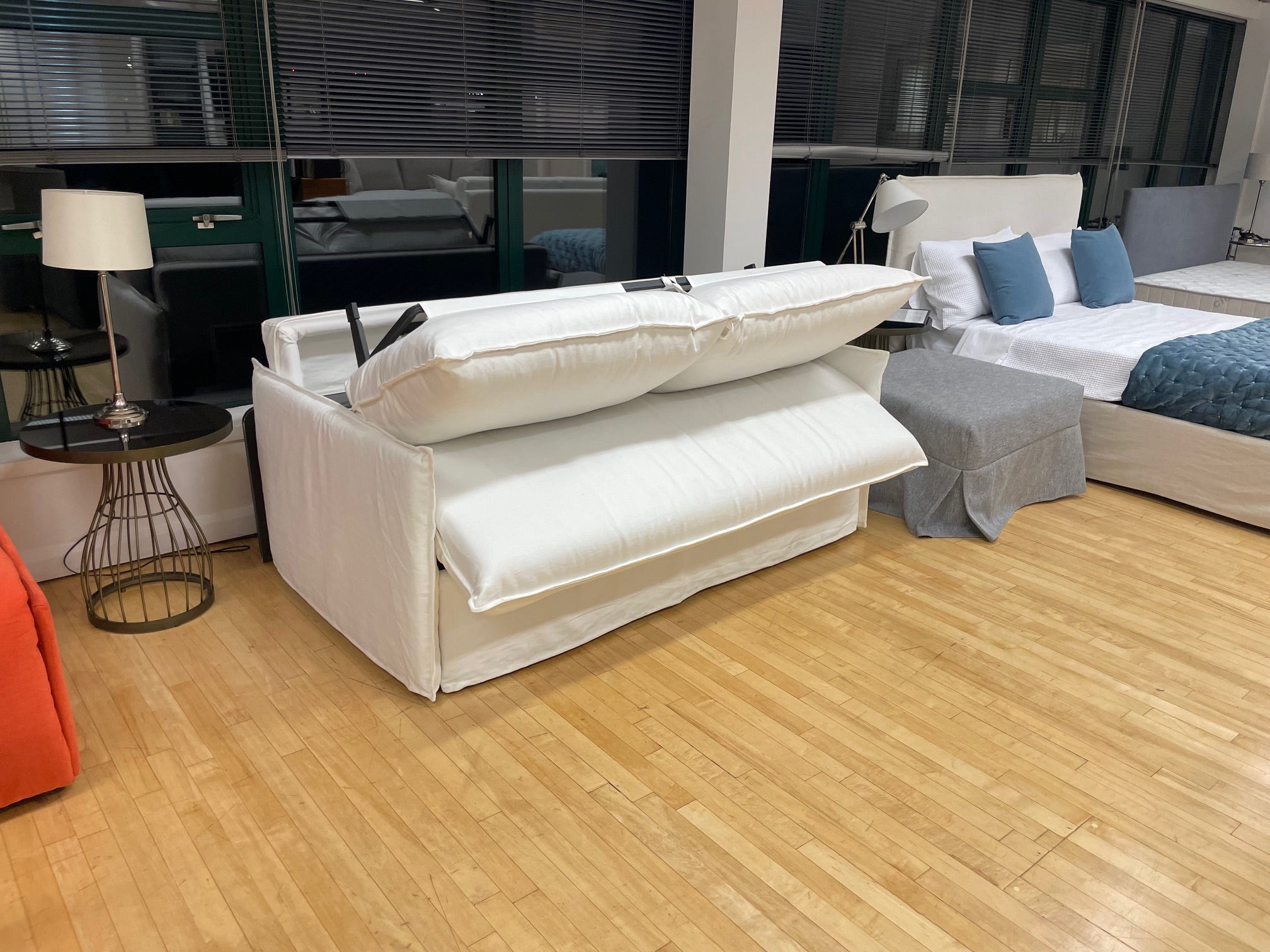 Bonbon Shabby Chic Lux 176 Ex-display, Sofa bed - Bonbon Compact Living