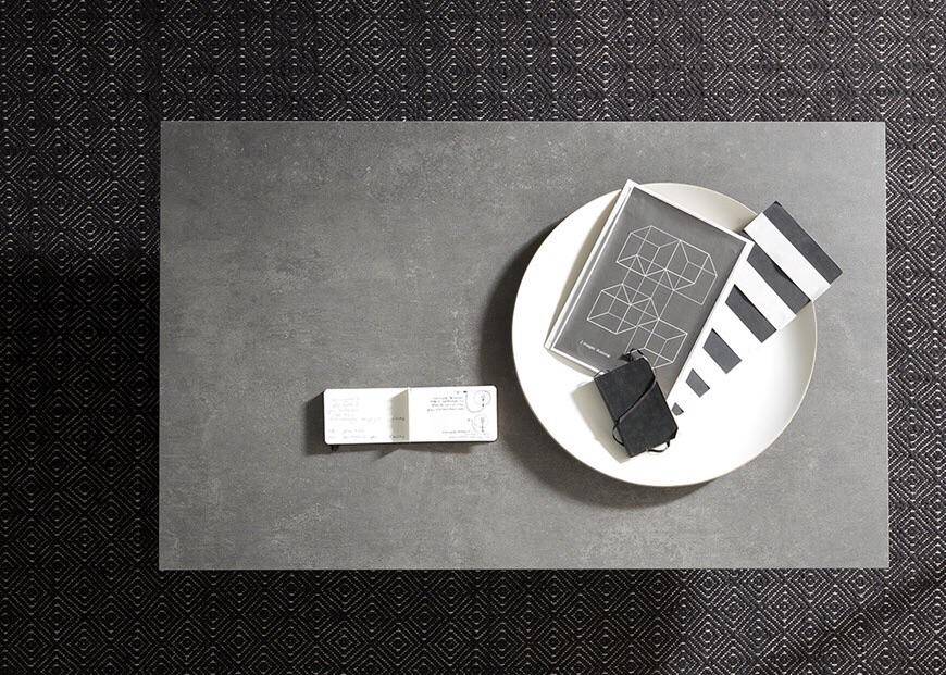 Sharp coffee to dining table 