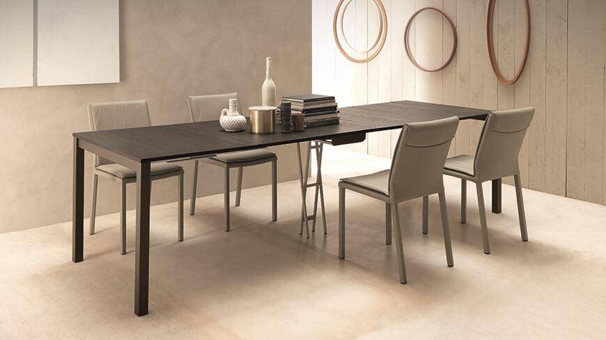 Quebec extendable console