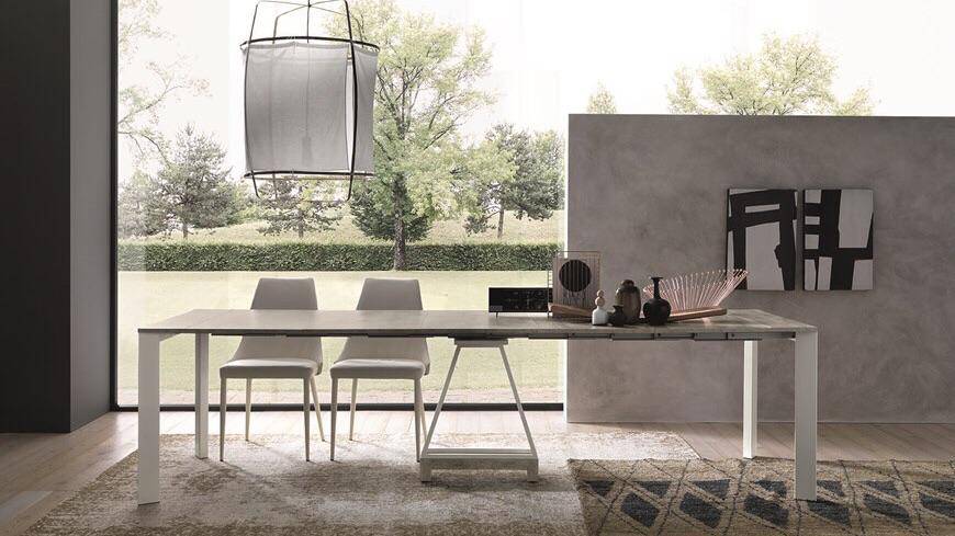 Tango extendable console