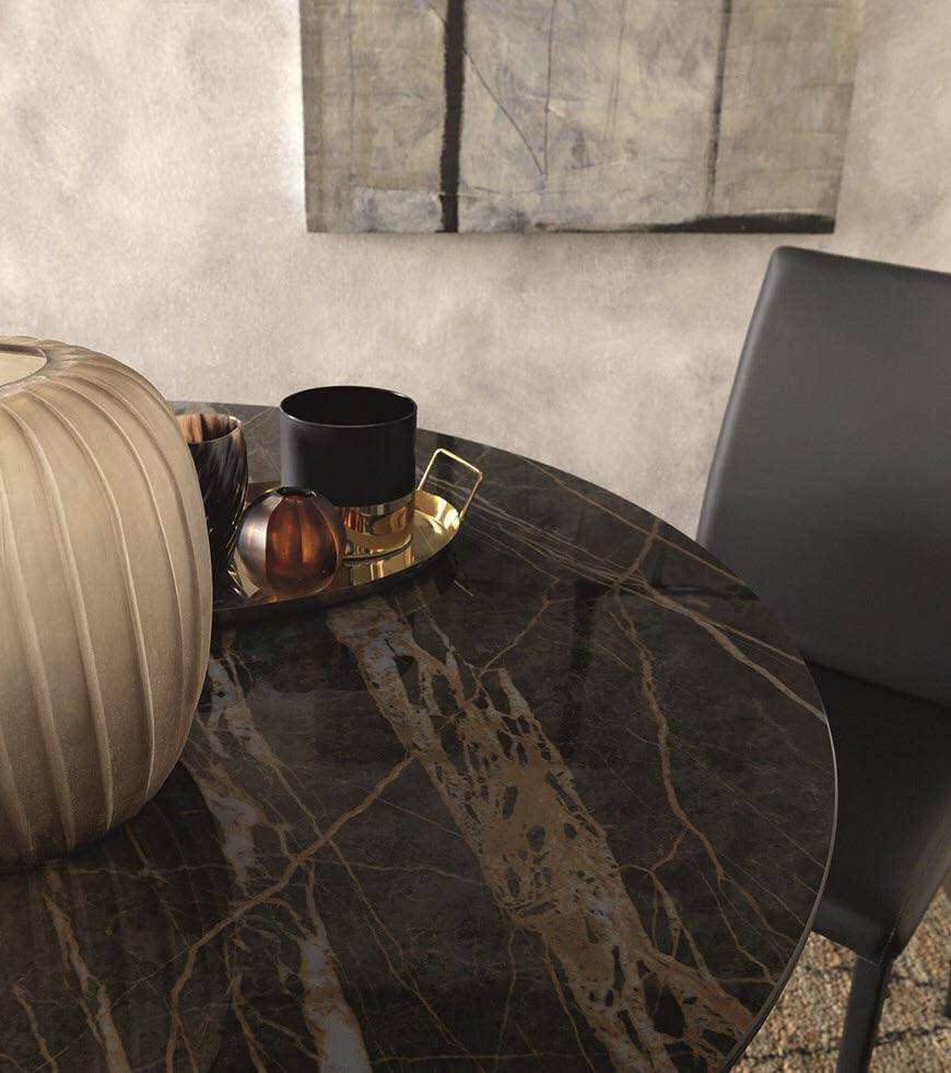 Sphere dining table 