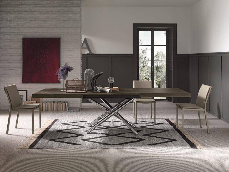 Play Square dining table 