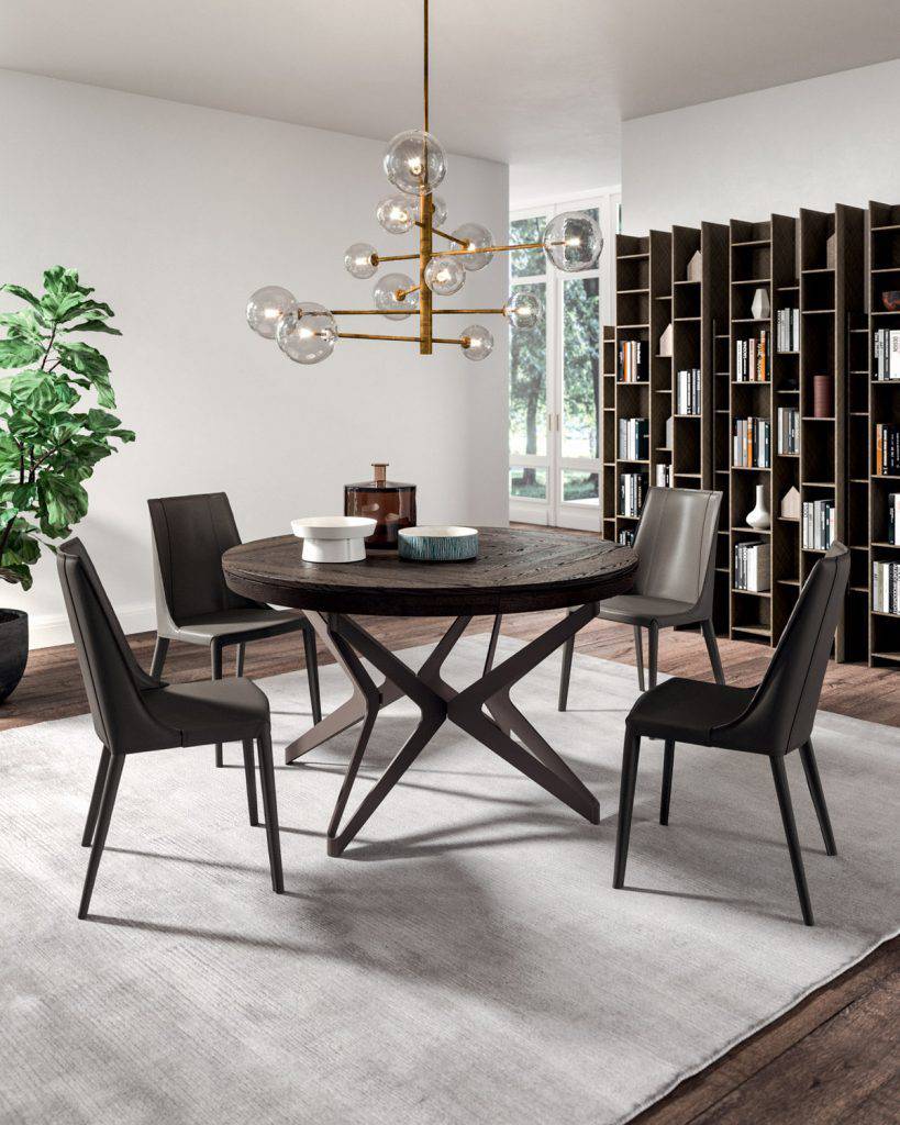 BIG round Extendable dining table 