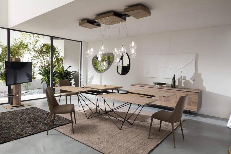 File 8, Extendable dining table 