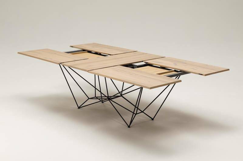 File 8, Extendable dining table 