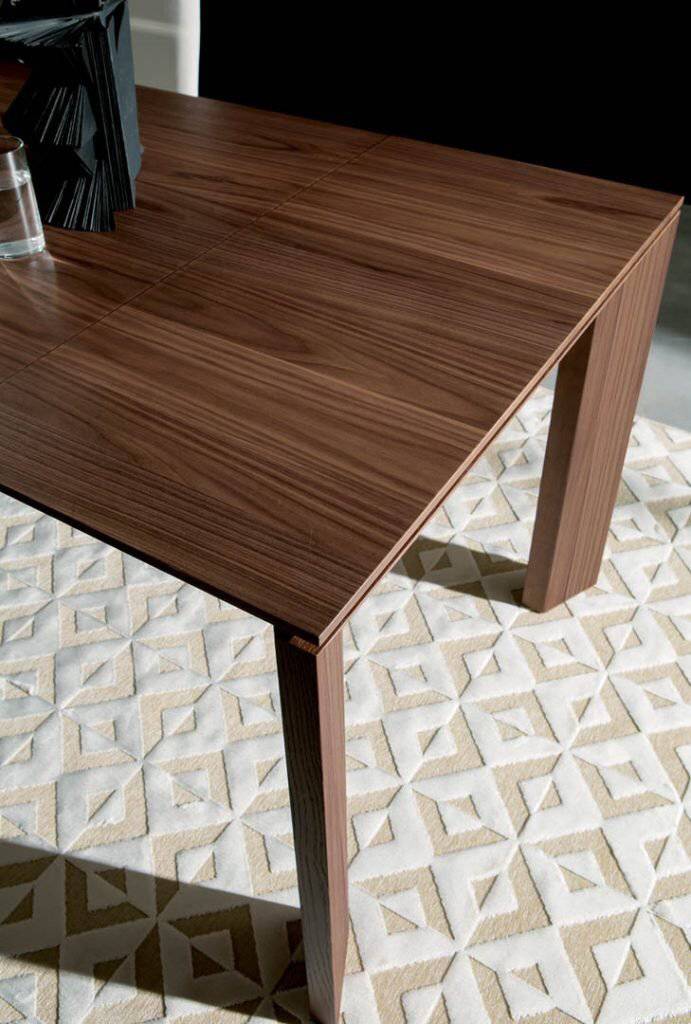 Milanodue, Extendable dining table 