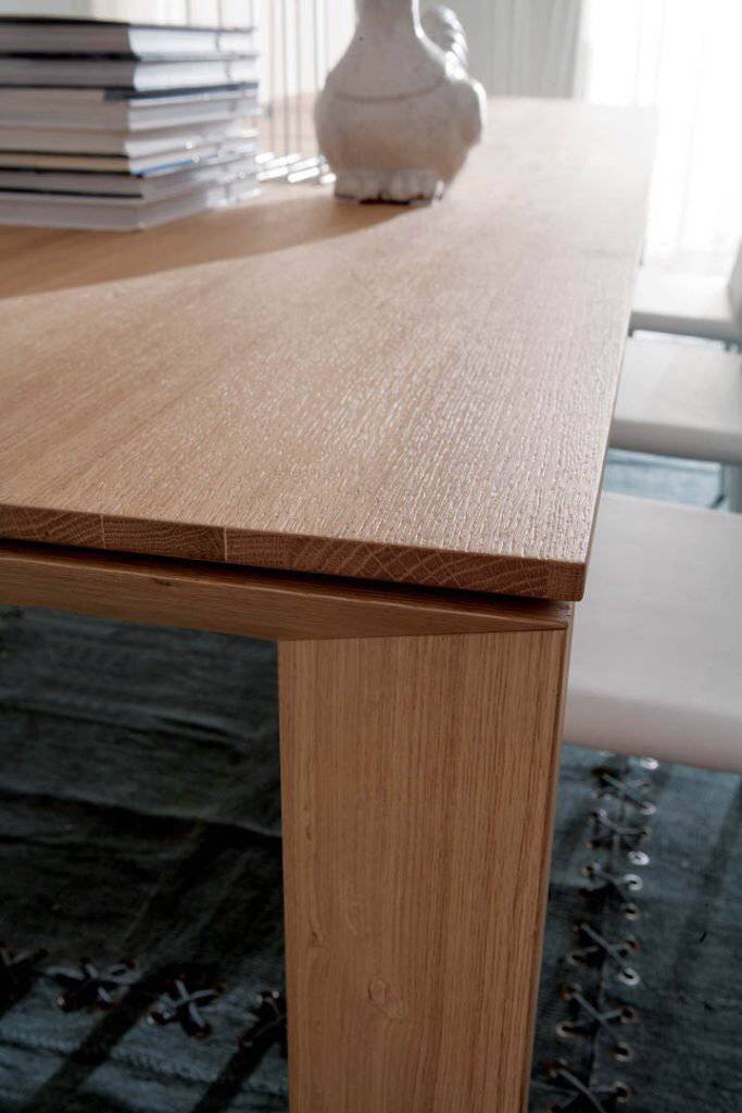Milanodue, Extendable dining table 