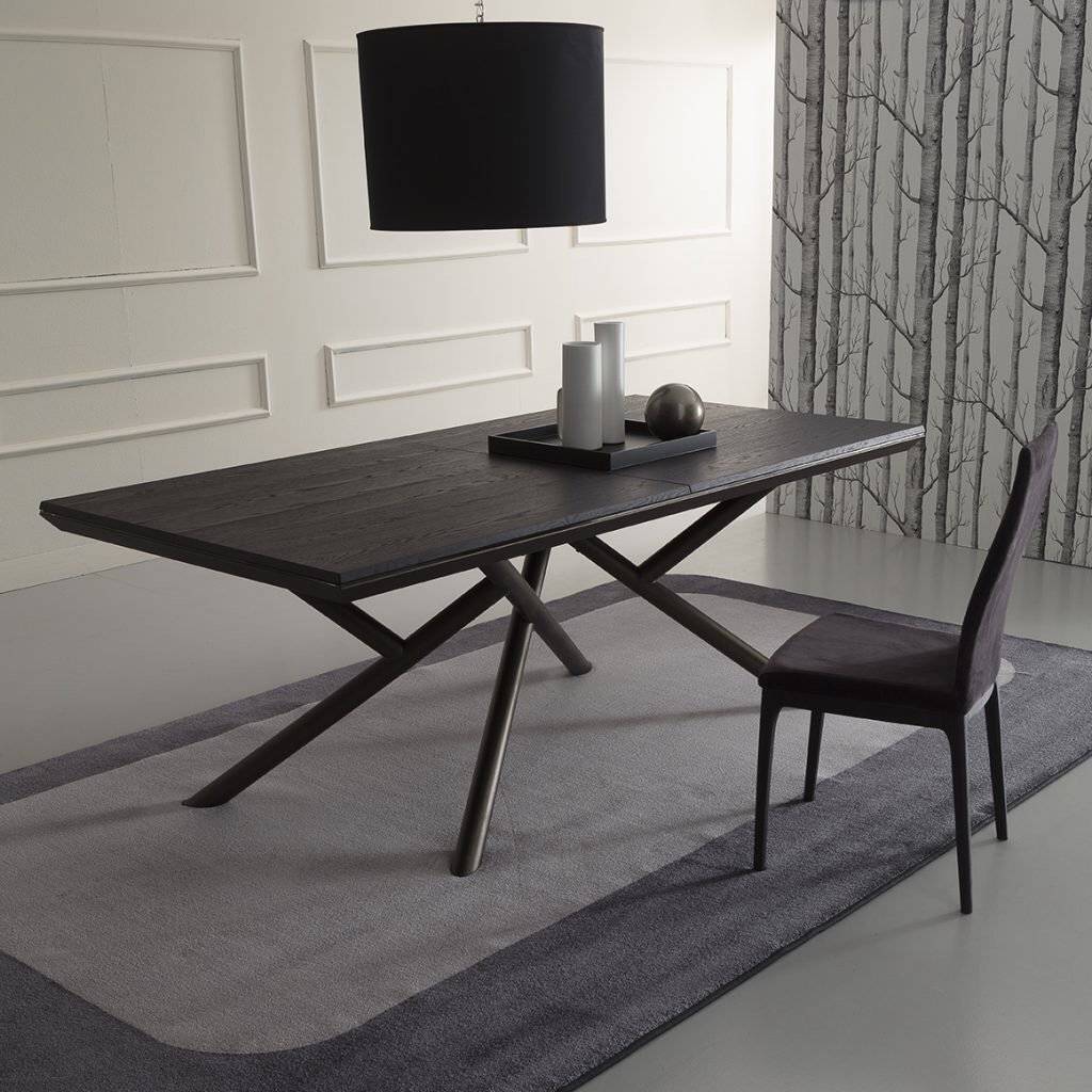 Random, Extendable dining table 
