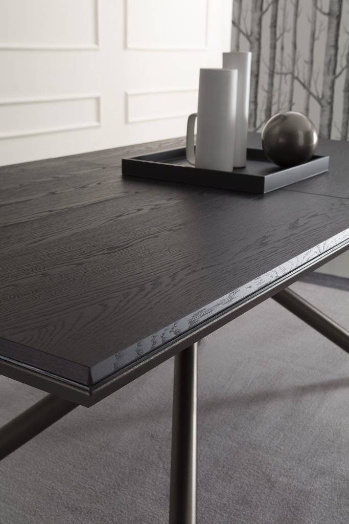 Random, Extendable dining table 