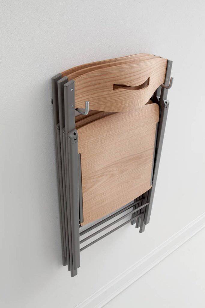 Ripiego folding chairs hanged on hook
